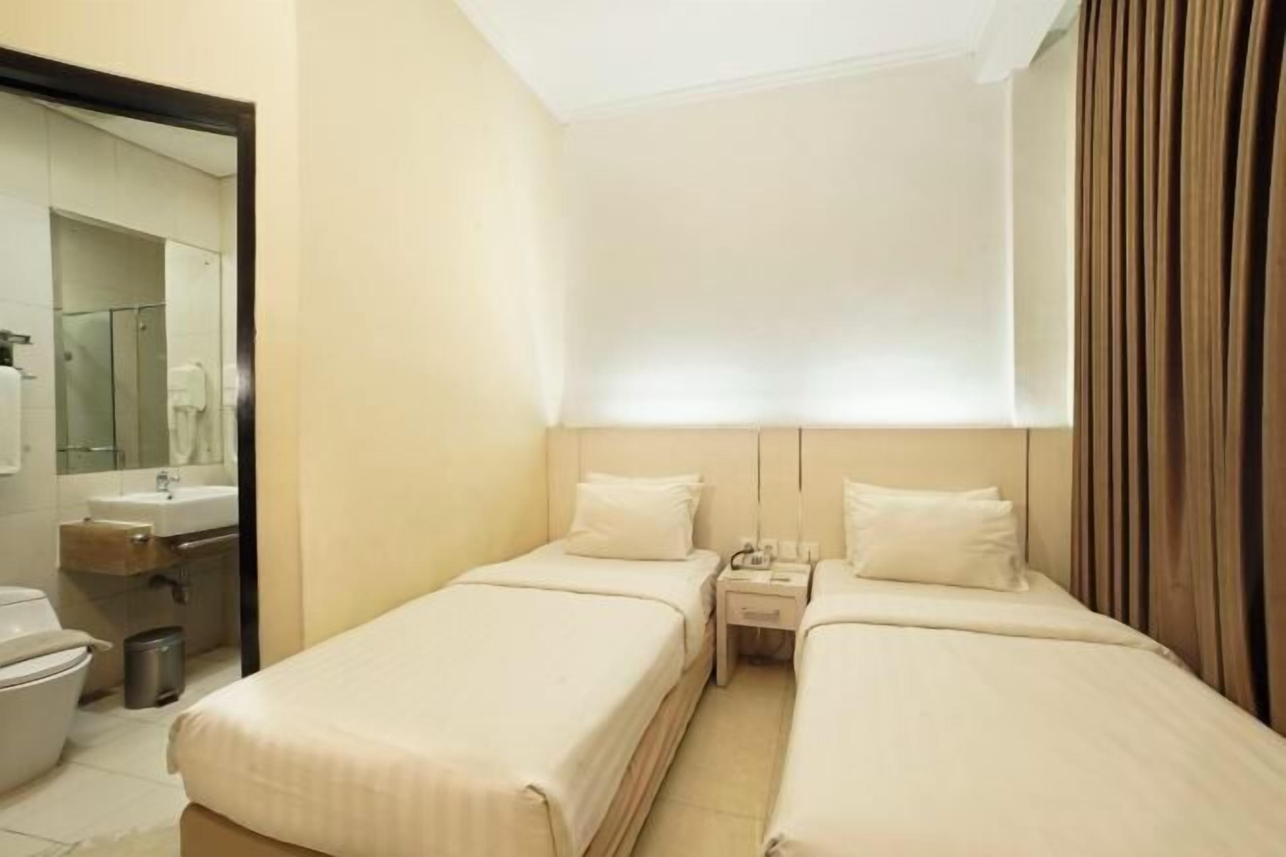 Minibar, caja de seguridad en la habitación, escritorio y wifi gratis 