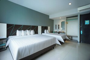 XL Room | In-room safe, desk, soundproofing, iron/ironing board - Regantris Malioboro (Yogyakarta)
