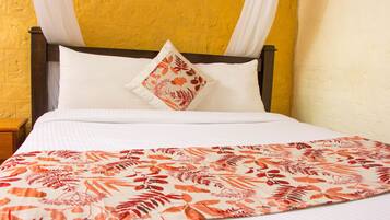 Economy Single Room | Premium bedding, in-room safe, individually furnished, desk