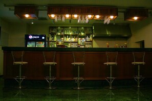 Bar (on property) - Hotel Adanava (Adana)