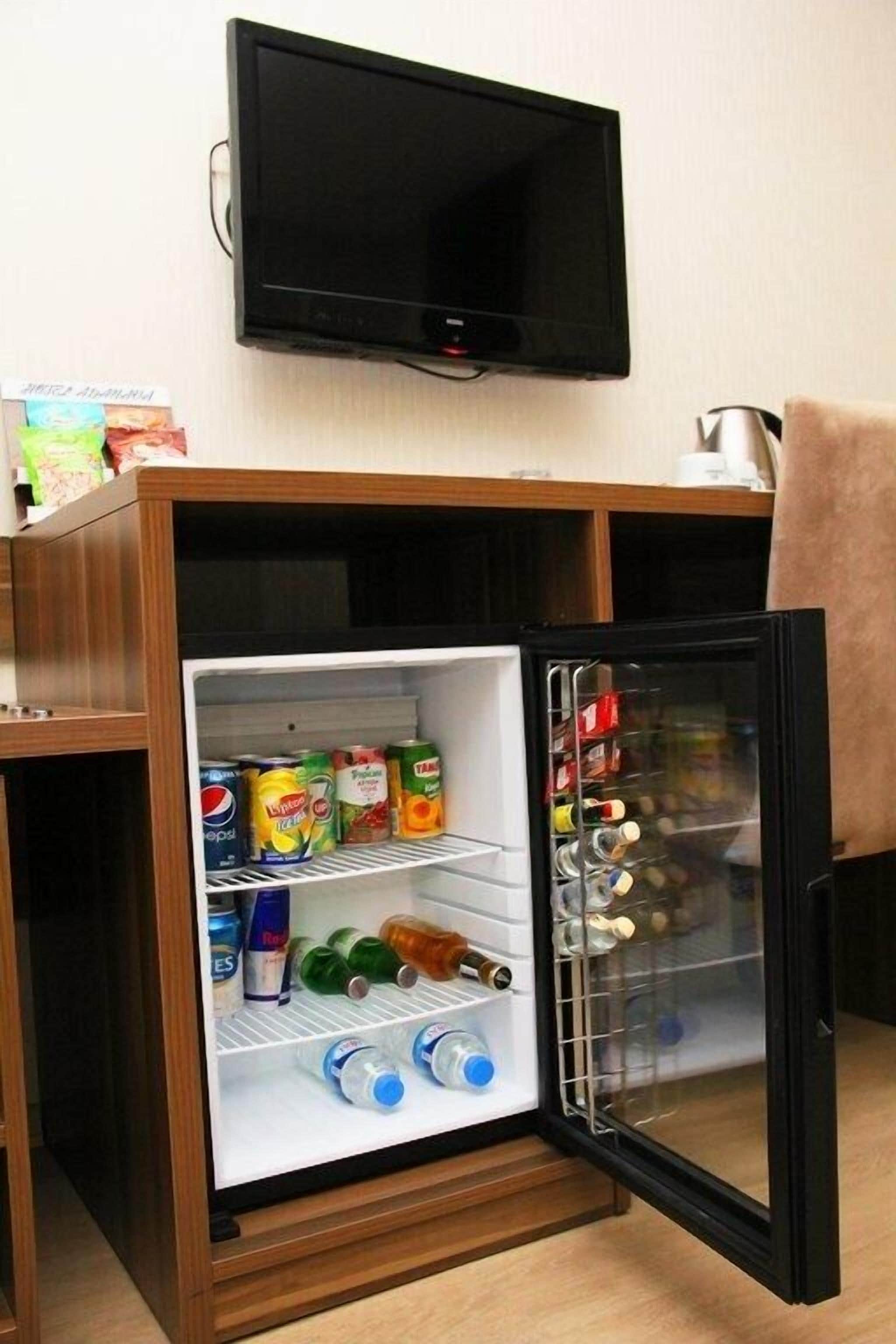 standard double room | mini fridge