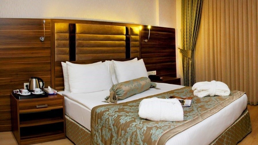 Hotel Adanava