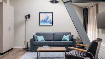 Extra Large Studio, Kitchen, Sofa Bed | 1 bedroom, in-room safe, laptop workspace, soundproofing