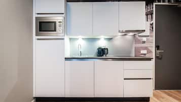 Medium Studio with Kitchen - Duplex | Private kitchen | Fridge, microwave, stovetop, dishwasher