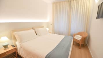 Premium bedding, Select Comfort beds, in-room safe, iron/ironing board