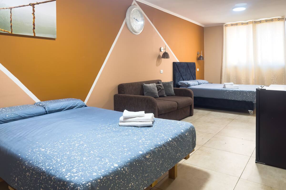 Family Room | Premium bedding, pillowtop beds, desk, soundproofing