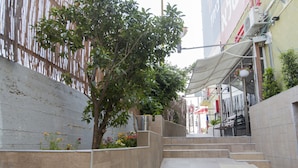 View from property - Laguardia Hotel (Tel Aviv)