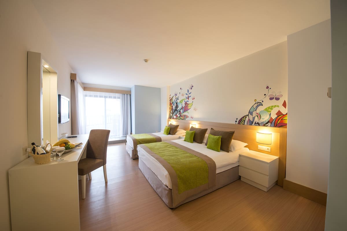 1 bedroom, free minibar, in-room safe, soundproofing
