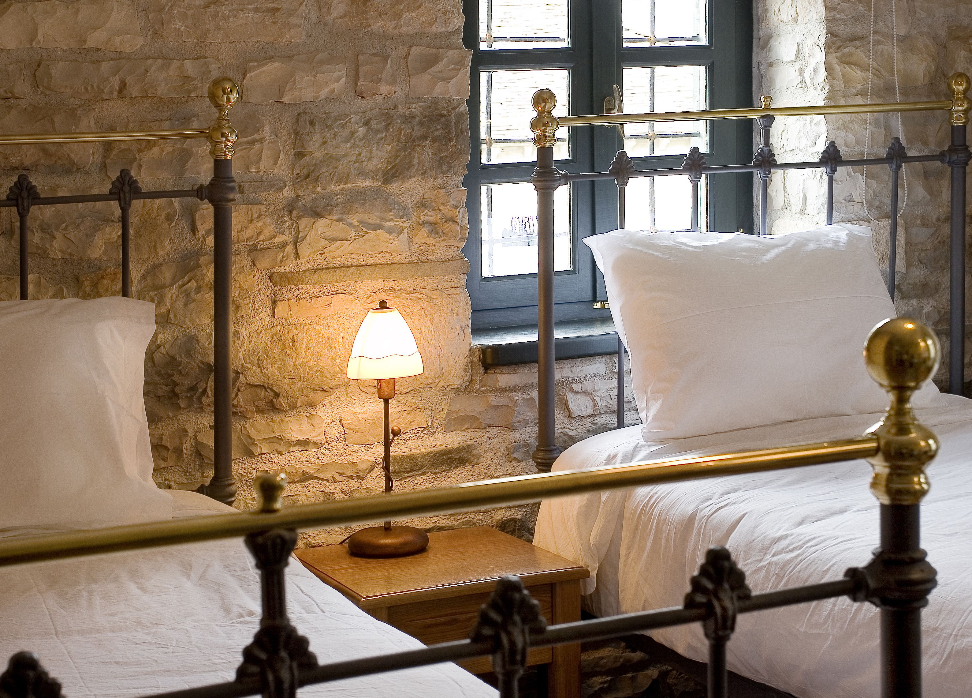 standard double or twin room | egyptian cotton sheets, premium bedding, in-room safe, desk