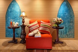 Couples treatment room(s), sauna, body treatments, facials