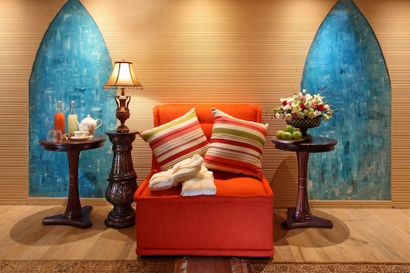 Couples treatment room(s), sauna, body treatments, facials