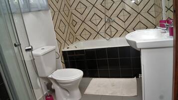 Free toiletries, towels