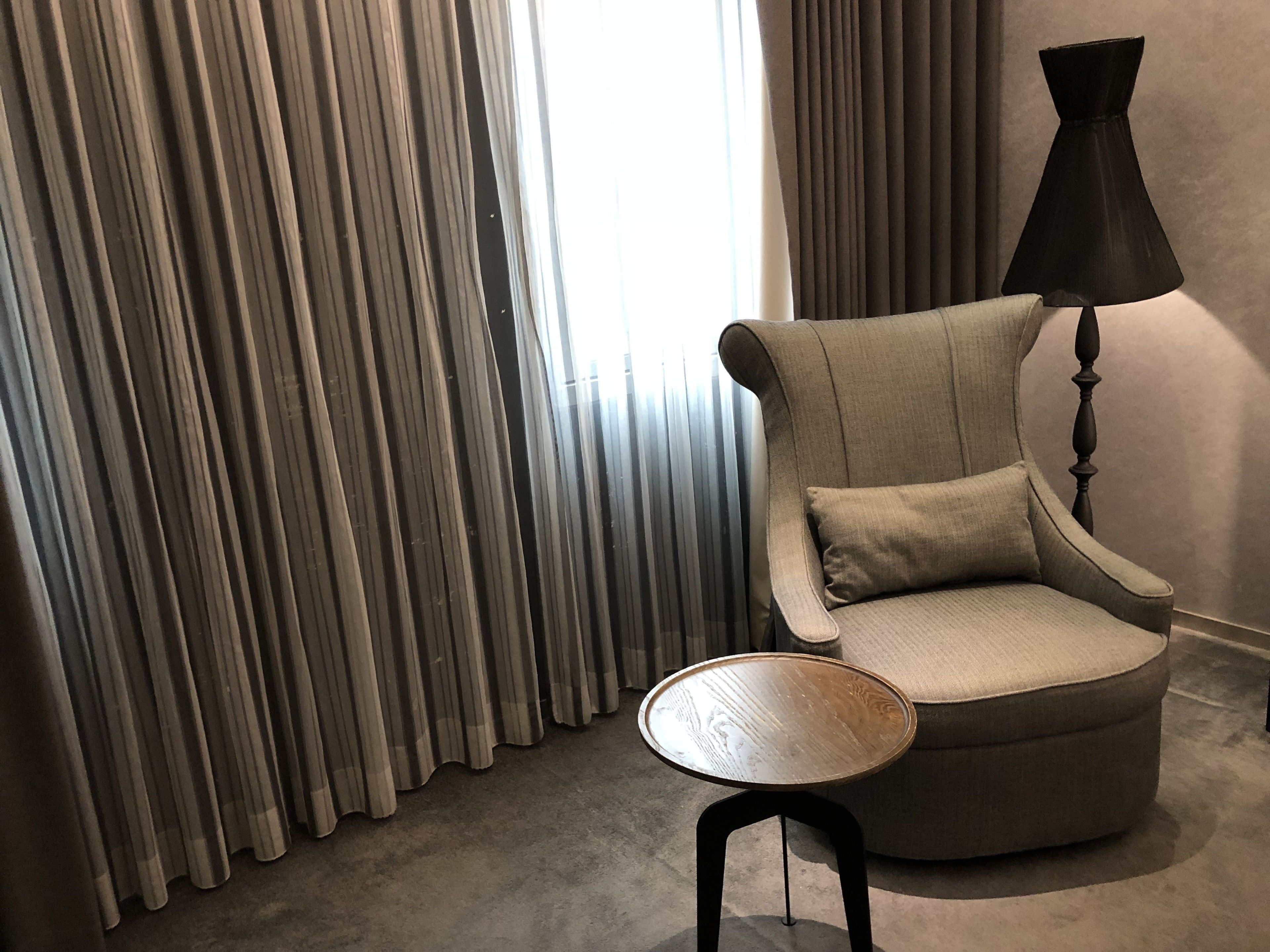 executive twin room | desk, laptop workspace, soundproofing, free wifi