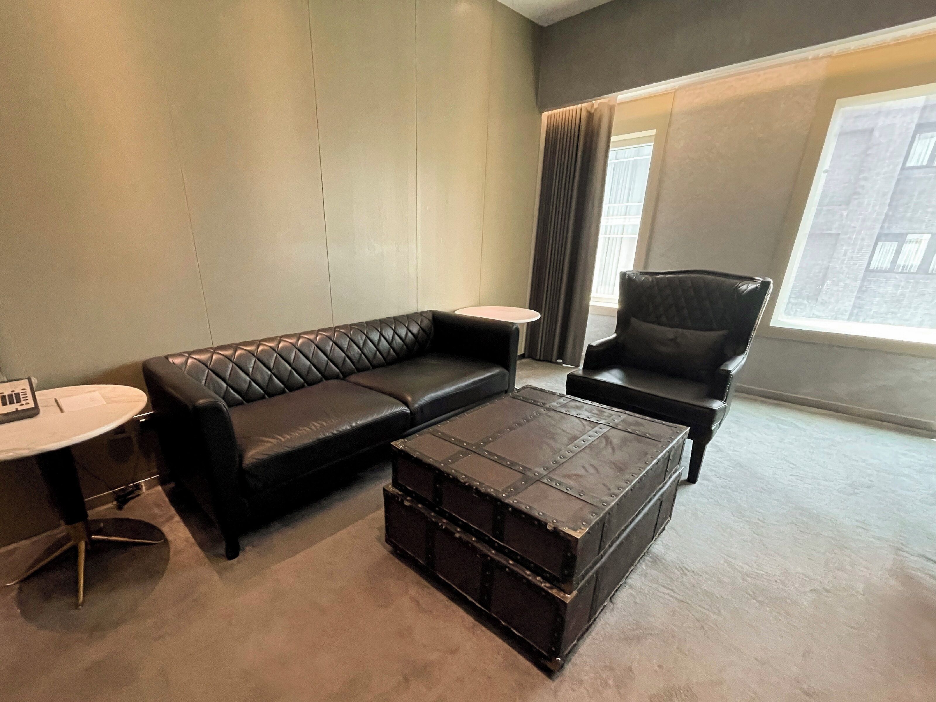 standard suite | living room | 42-inch led tv with digital channels, tv