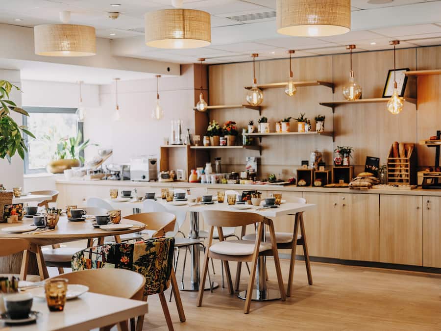 Daily buffet breakfast (EUR 17 per person)