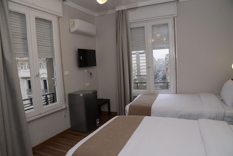 1 camera, biancheria da letto di alta qualità, minibar. Lotus Hotel