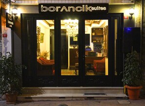 Front of property - evening/night - Borancik Suites (Istanbul)
