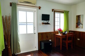 舒適小屋, 1 張加大雙人床, 無障礙, 海景 | 高級寢具、迷你吧、客房內保險箱、獨��特裝潢