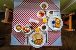 Se sirven desayunos y cenas