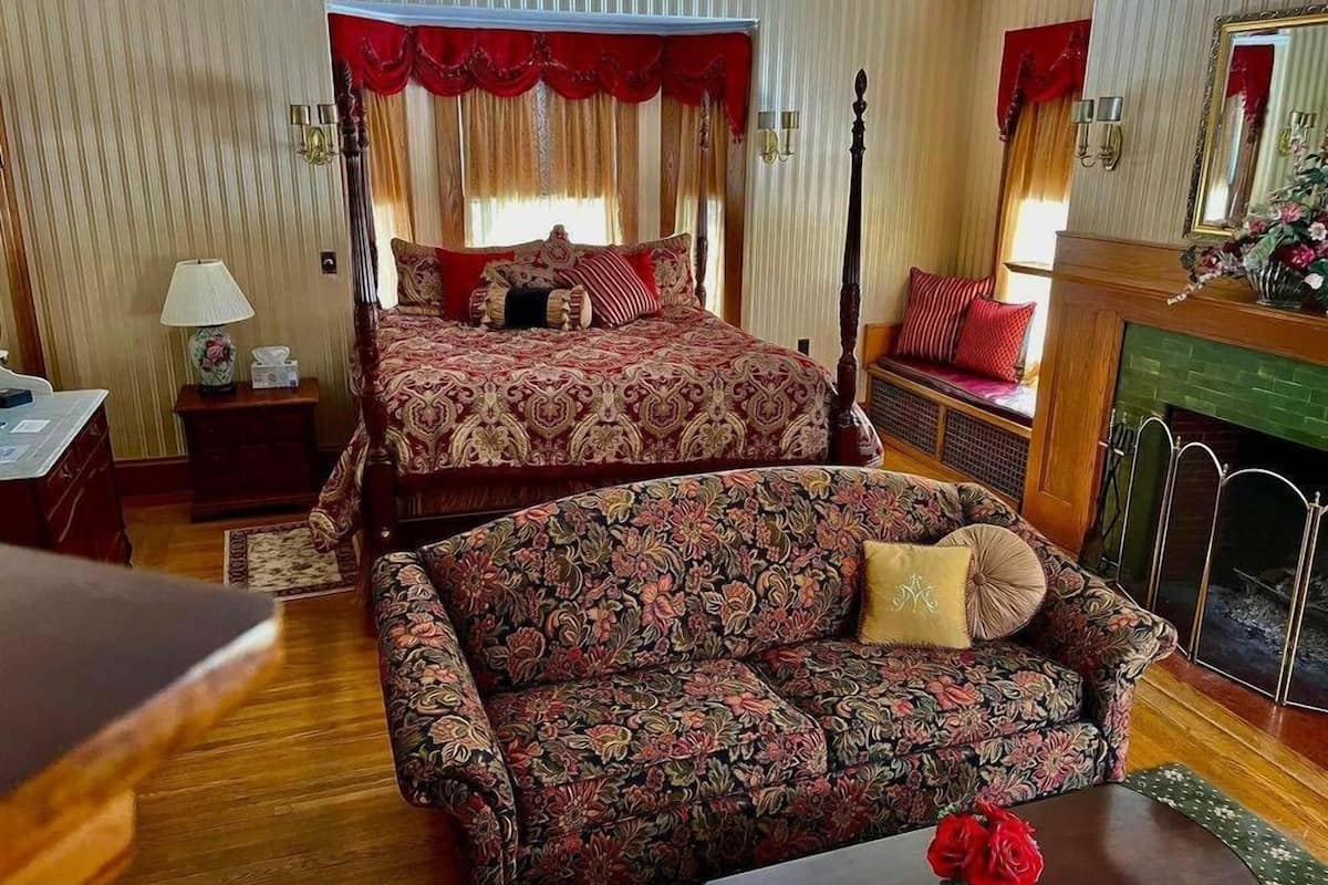 Habitación individual romántica, baño en la habitación, vista al jardín (Arthur Brown) | Ropa de cama de alta calidad, wifi gratis y ropa de cama 
