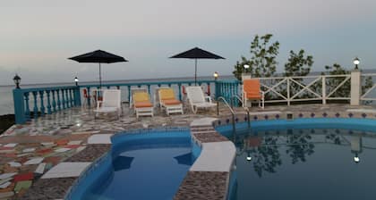 La Source Hotel & Resort