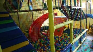 Children’s play area – indoor
