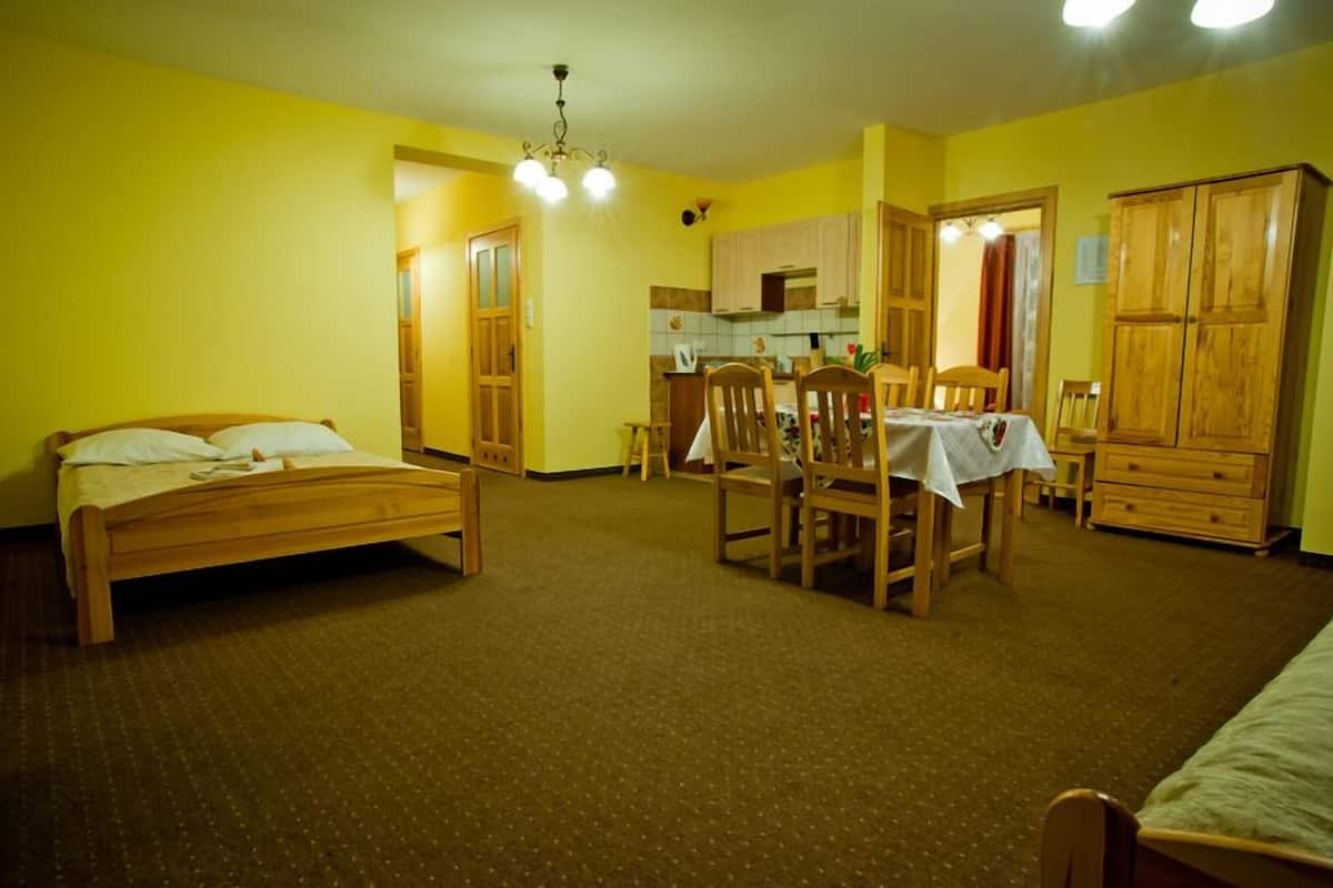 Apartment, 2 Bedrooms, Kitchenette (for 8 people, with balcony)