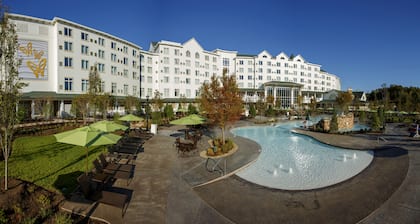 Dollywood's DreamMore Resort