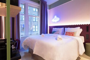 Premium bedding, in-room safe, desk, blackout curtains