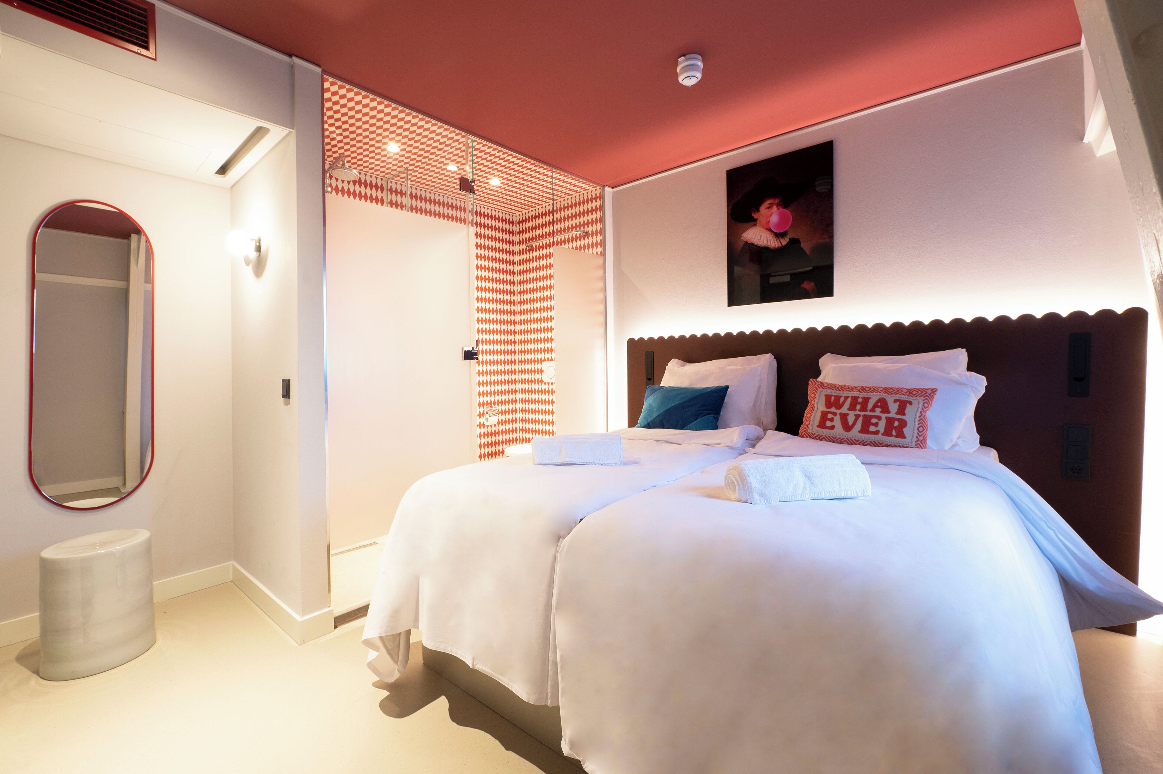 Deluxe twin / double room | Premium bedding, in-room safe, desk, blackout drapes