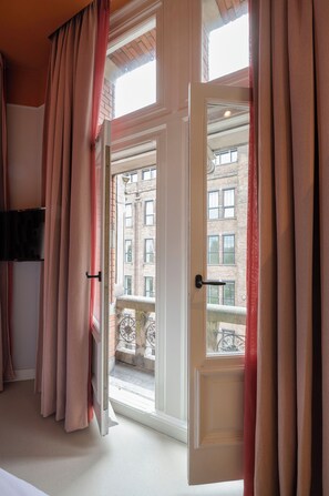 Premium bedding, in-room safe, desk, blackout curtains - City Hotel Rembrandt Square (Amsterdam)