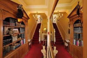 Reception hall