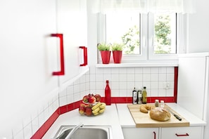 Standard Apartment, 1 Bedroom | Private kitchen | Full-sized fridge, coffee/tea maker, cookware/dishes/utensils