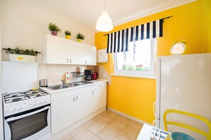 Ropa de cama de alta calidad y tabla de planchar con plancha 