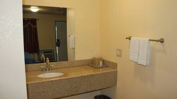 Standard Room, 2 Double Beds | Bathroom | Bathtub, free toiletries, hair dryer