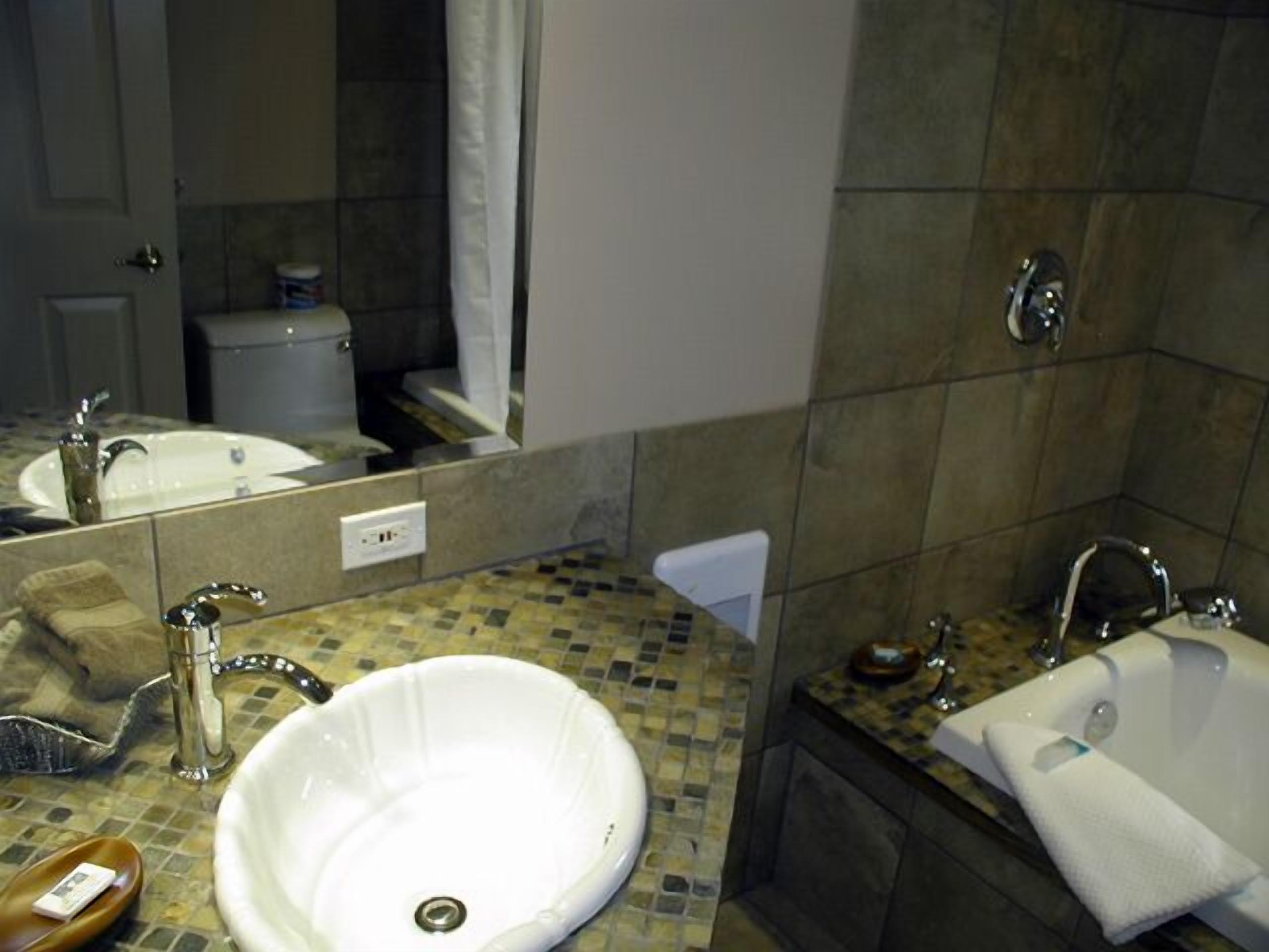 loft, 2 bedrooms, kitchen | bathroom sink