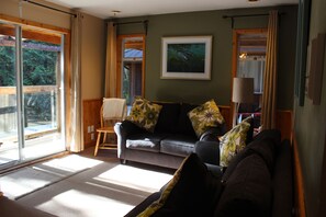 Loft, 2 Bedrooms, Kitchen | Living room