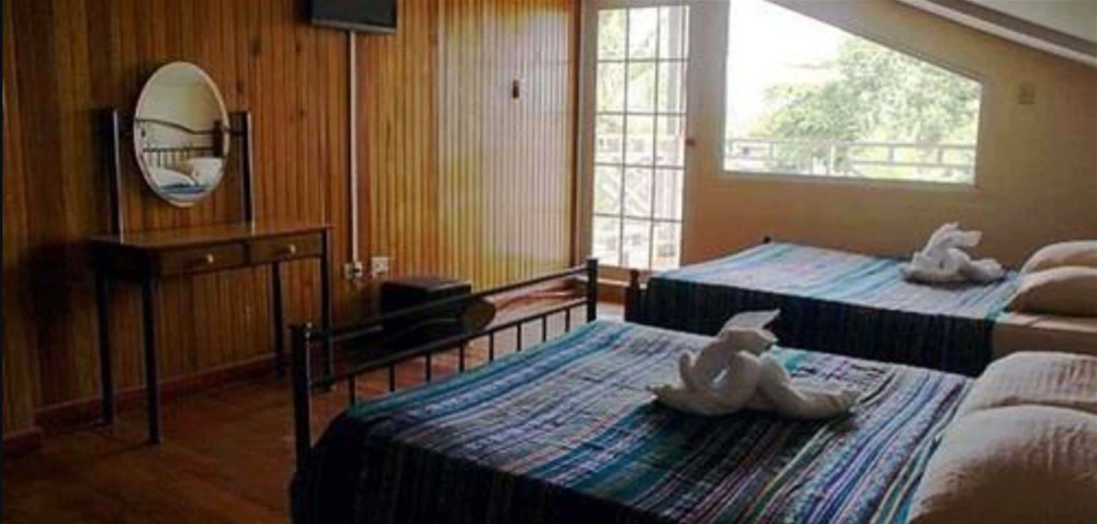 in-room safe, free wifi, bed sheets