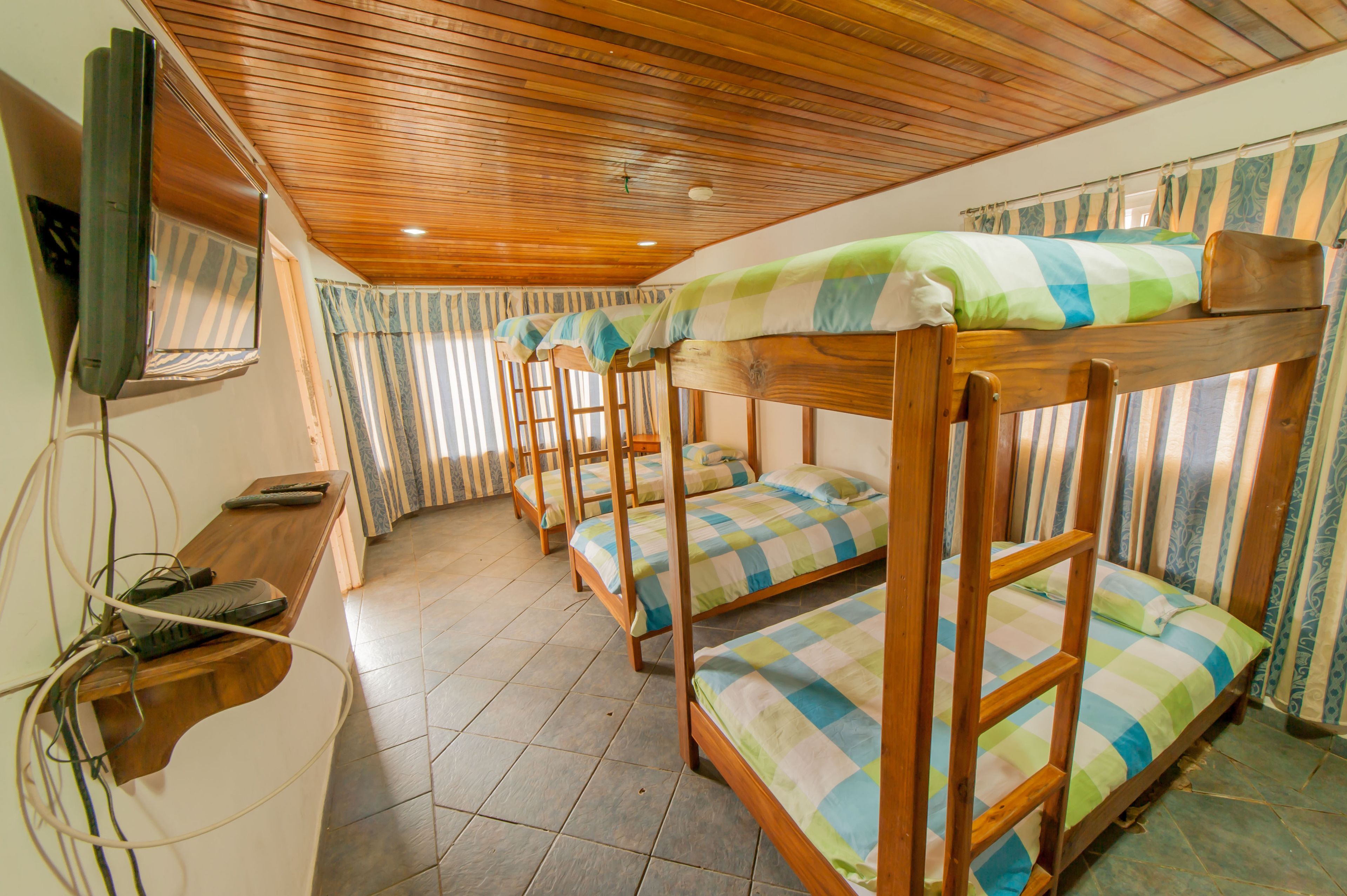 family room | in-room safe, free wifi, bed sheets