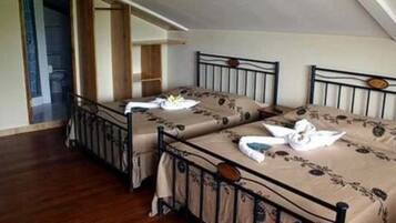 Caja de seguridad en la habitación, wifi gratis y ropa de cama