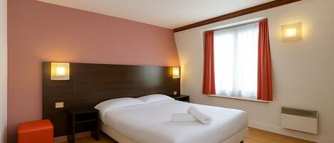 Double Room | Breakfast area | Daily buffet breakfast (EUR 10 per person)
