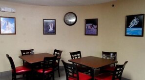 Breakfast area - Budgetel Inn NASA (Houston)