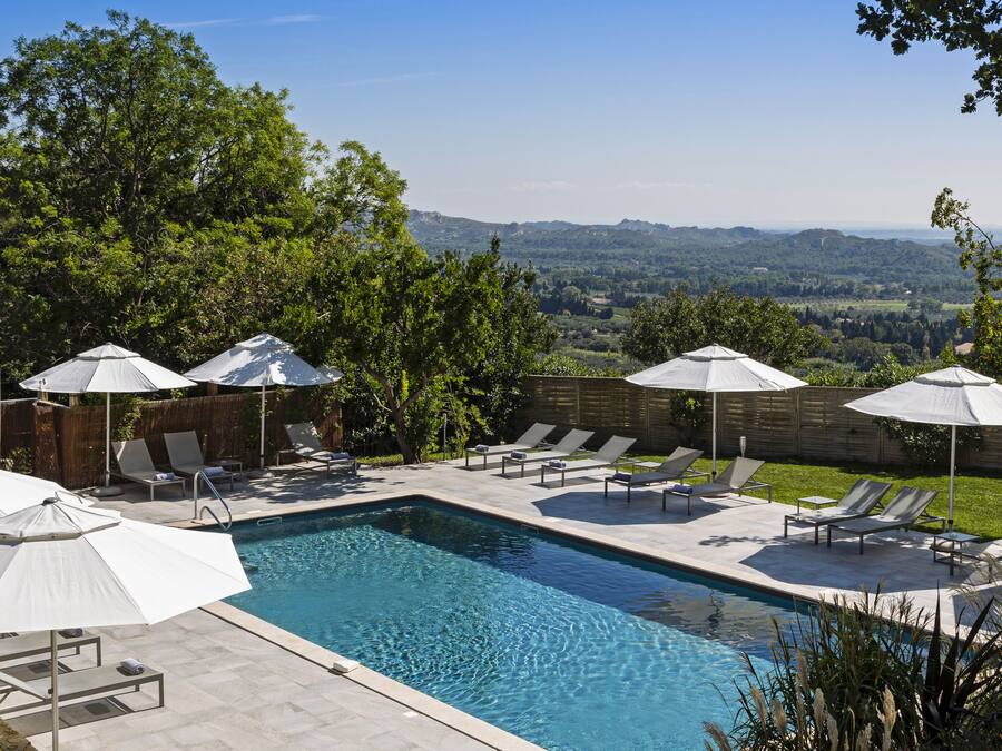 Piscine extérieure (ouverte en saison)