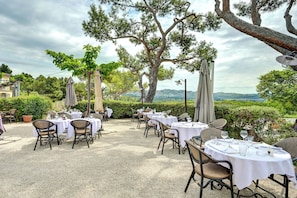 Terrace/patio - Le Mas d'Aigret (Les Baux-de-Provence)