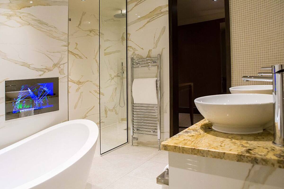 desk, iron/ironing board, rollaway beds, free wifi