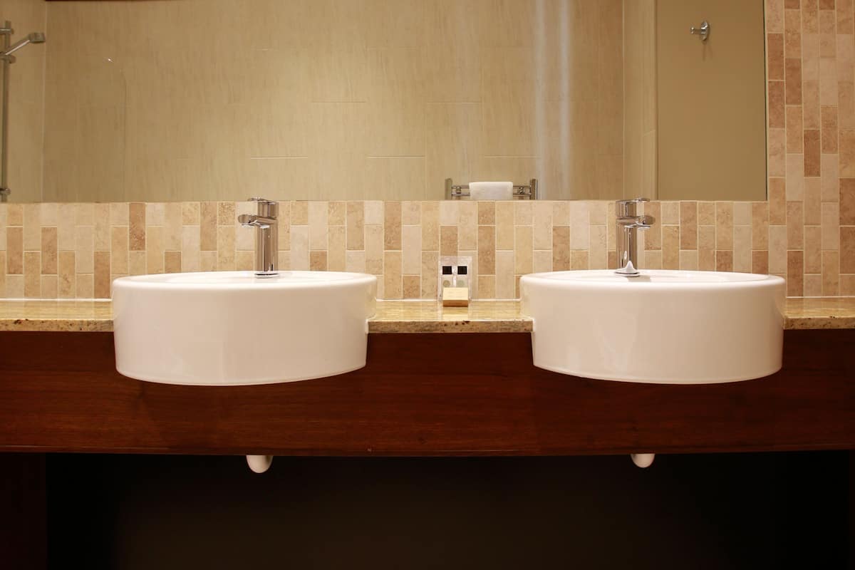 premium bedding, in-room safe, individually decorated