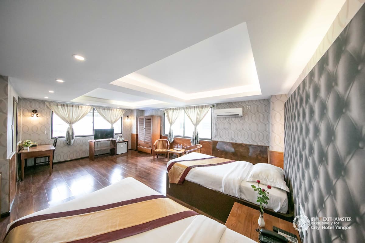 Deluxe Room | Desk, blackout drapes, rollaway beds (surcharge), WiFi (free)