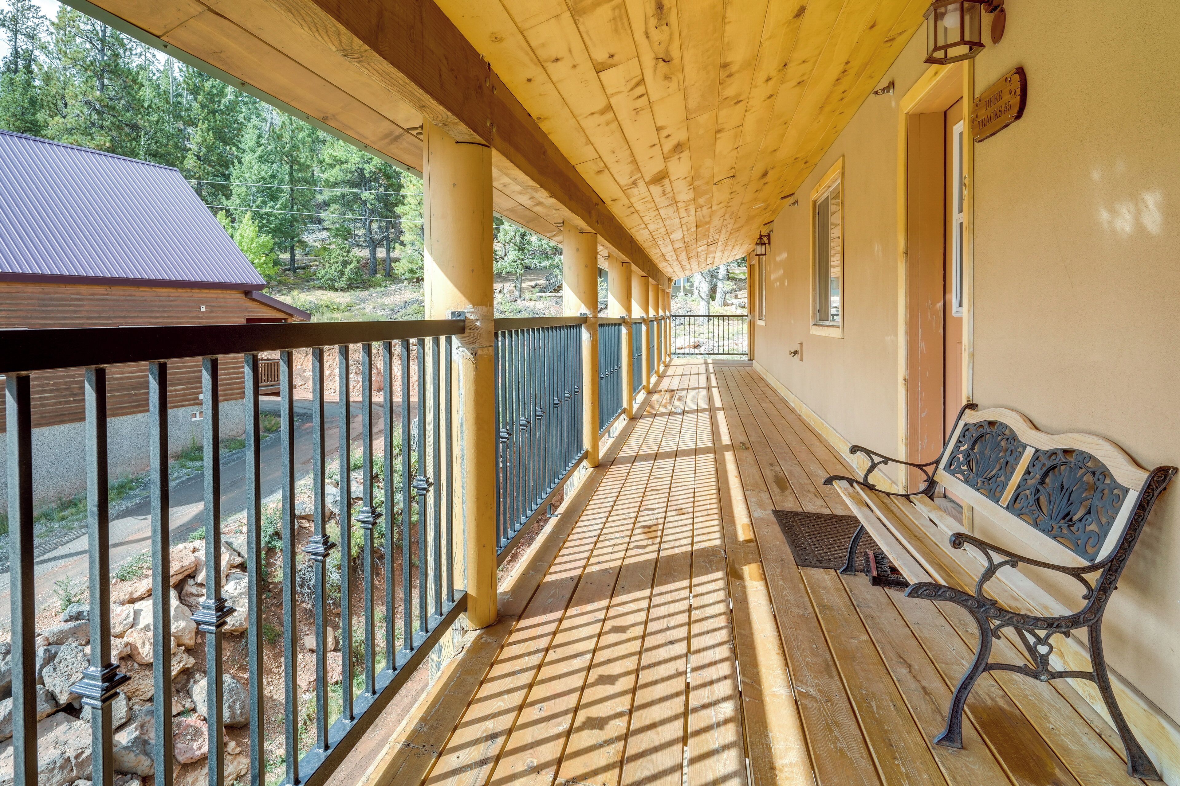 Deer Tracks | Terrace/patio