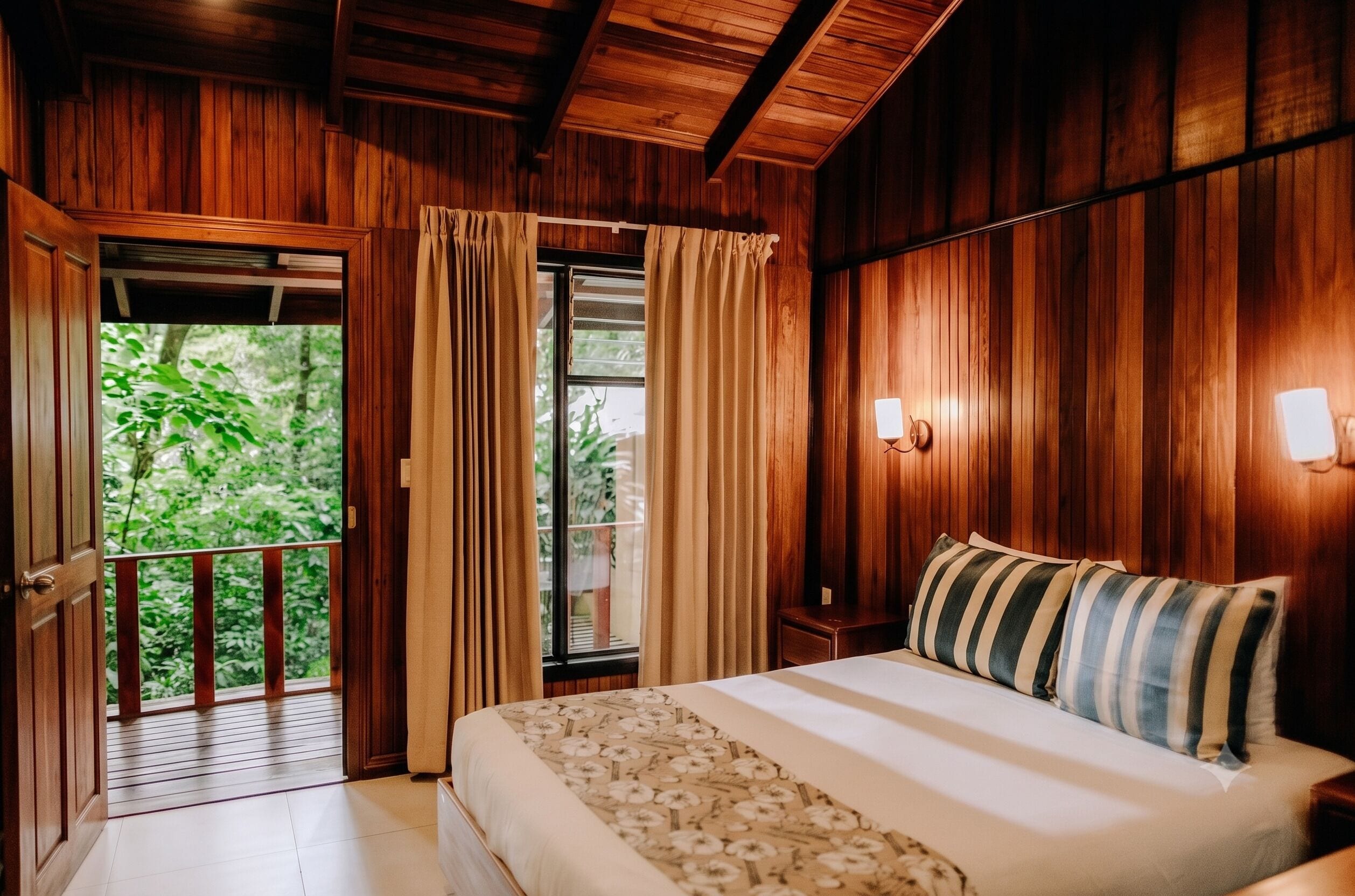 Rustic Cabins | Down comforters, bed sheets