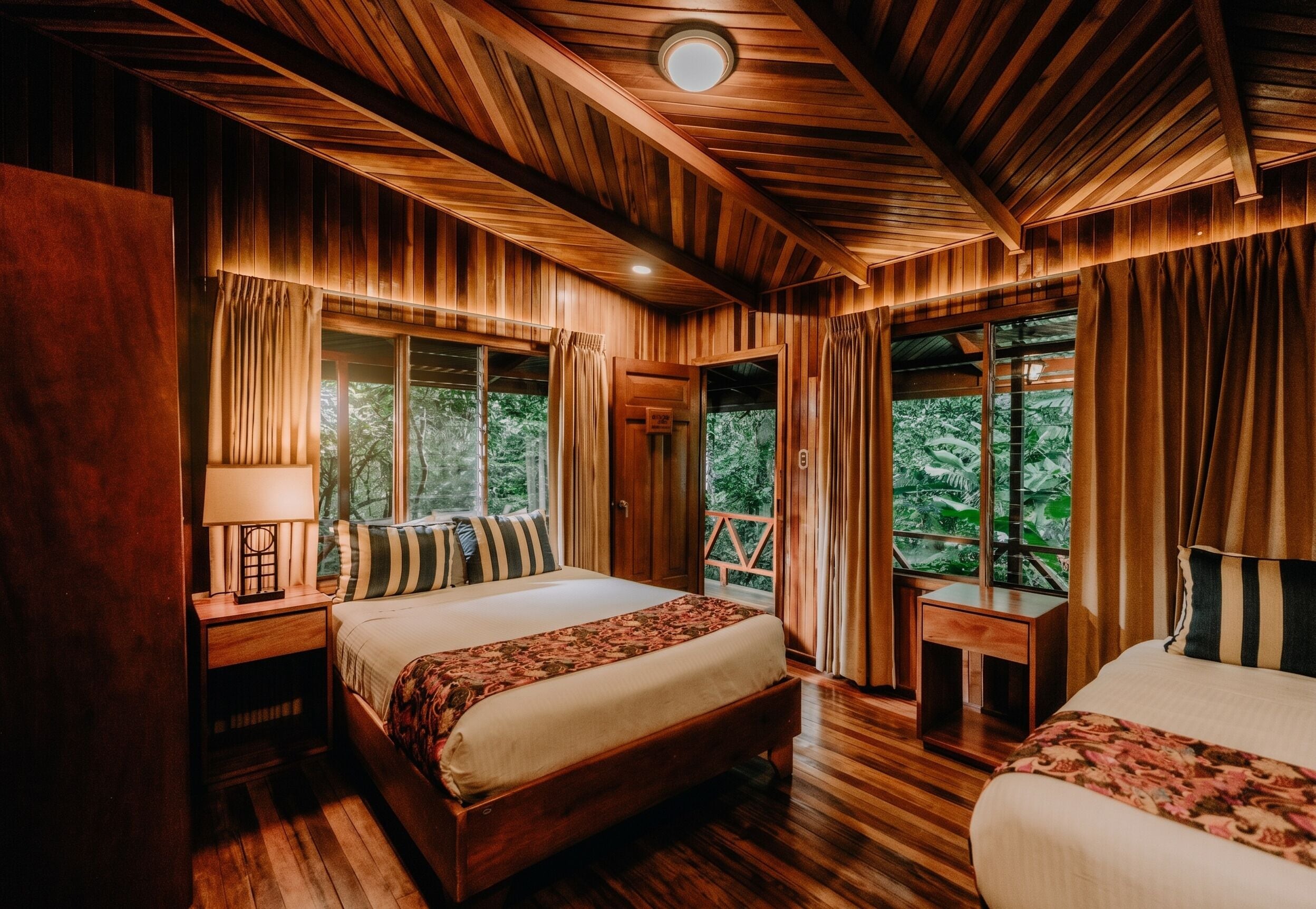 Rustic Room | Down comforters, bed sheets